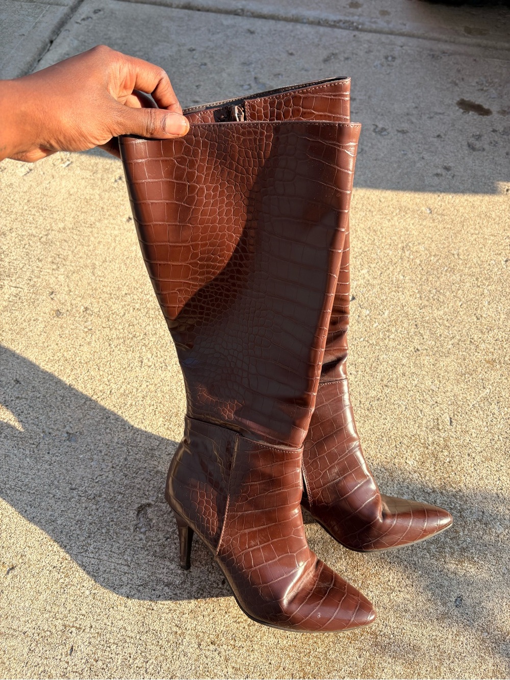 High heel boots